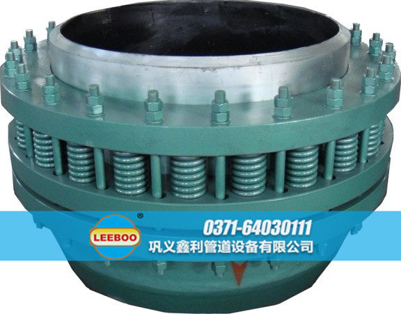 旋轉(zhuǎn)<a href=http://m.m-d-n.com target=_blank class=infotextkey>補(bǔ)償器</a>發(fā)貨現(xiàn)場