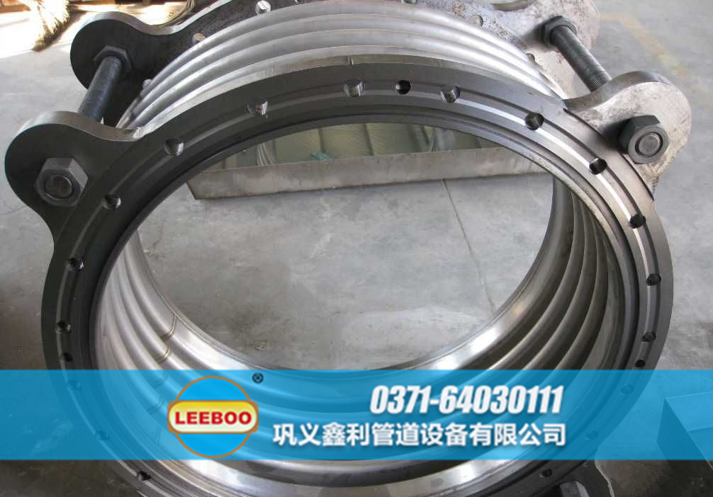 不銹鋼波紋管<a href=http://m.m-d-n.com target=_blank class=infotextkey>補(bǔ)償器</a>圖片